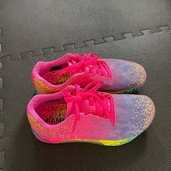 NoBull Neon Pink Glitch trainer+ shoes, 7.5.Price firm